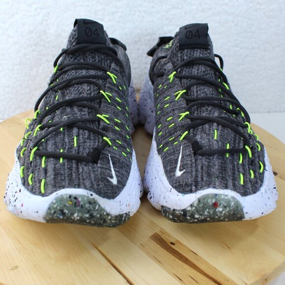 Nike Space Hippie 04 Running Shoe Sneaker Mens 10 Black Volt White CZ6398 010 - Picture 4 of 10